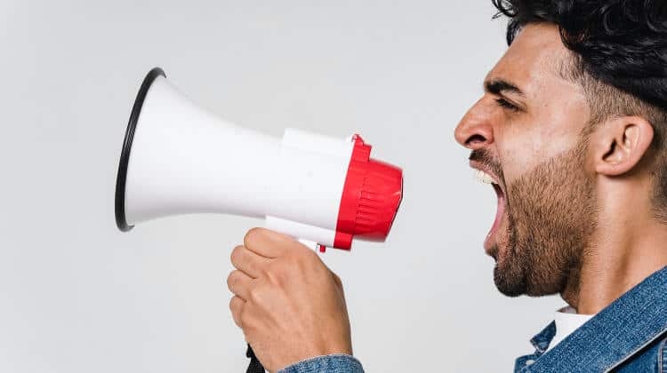 Rumori in casa. Come fare? • Rumori in casa