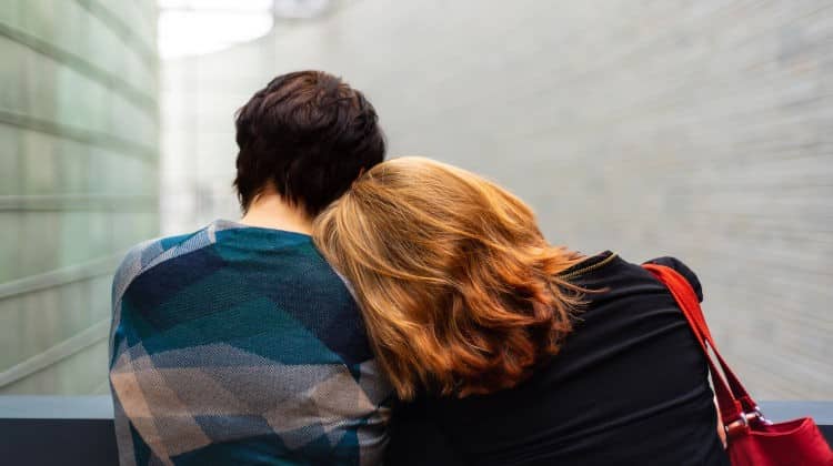 Tradita dal partner? • tradita dal partner