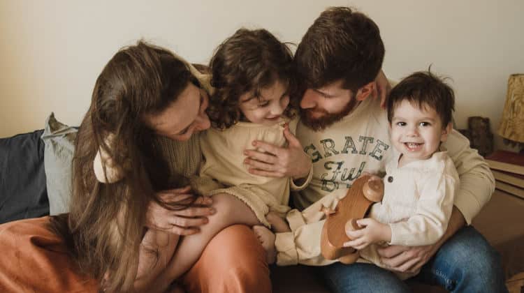 Nuova relazione dopo la separazione: come introdurre il nuovo partner ai figli