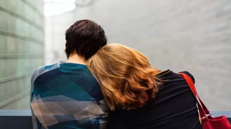 Tradita dal partner? • tradita dal partner